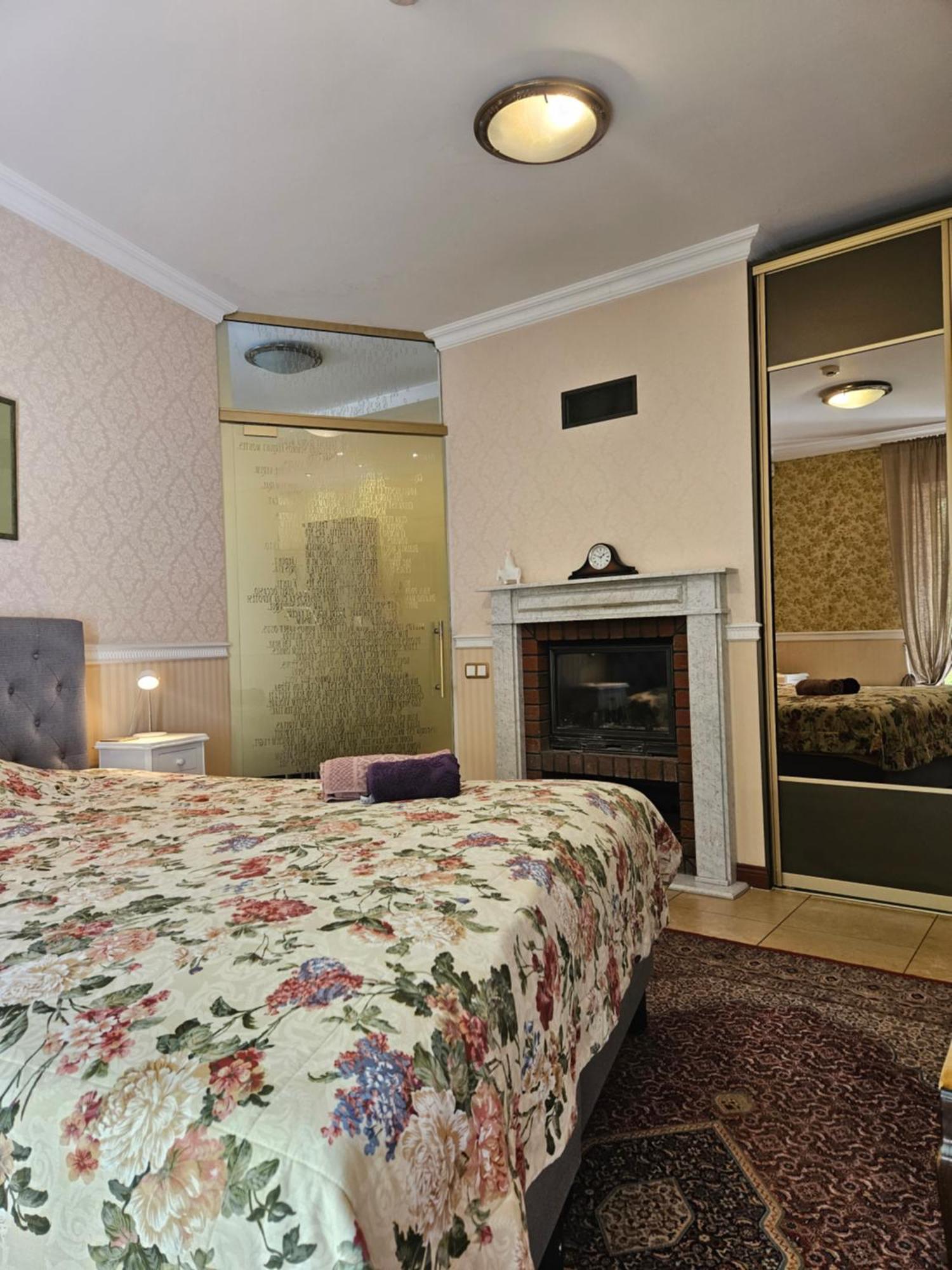 Barrister'S Apartments With Fireplace Σιαουλιάι Εξωτερικό φωτογραφία
